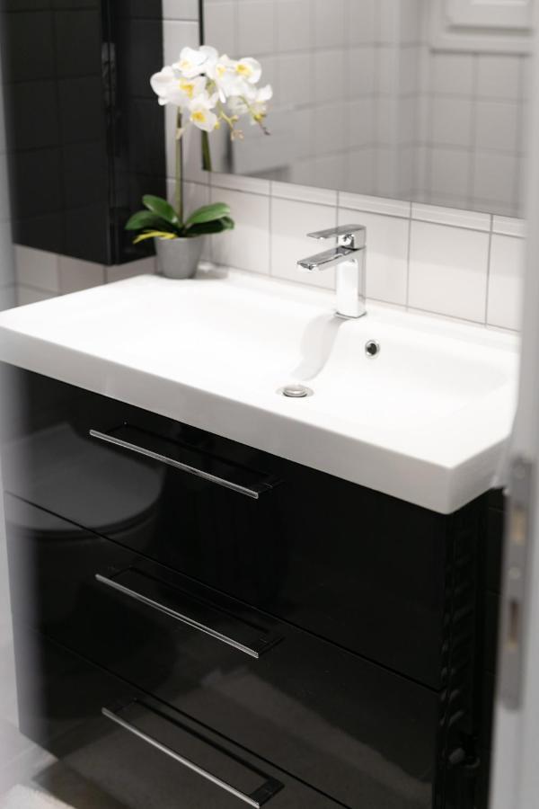 Luxury #3 By Ototo Apartment